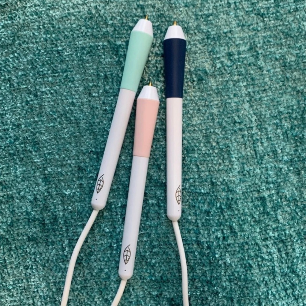 Foil quil pens